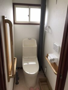 写真：トイレをより安全に使いやすくリフォーム